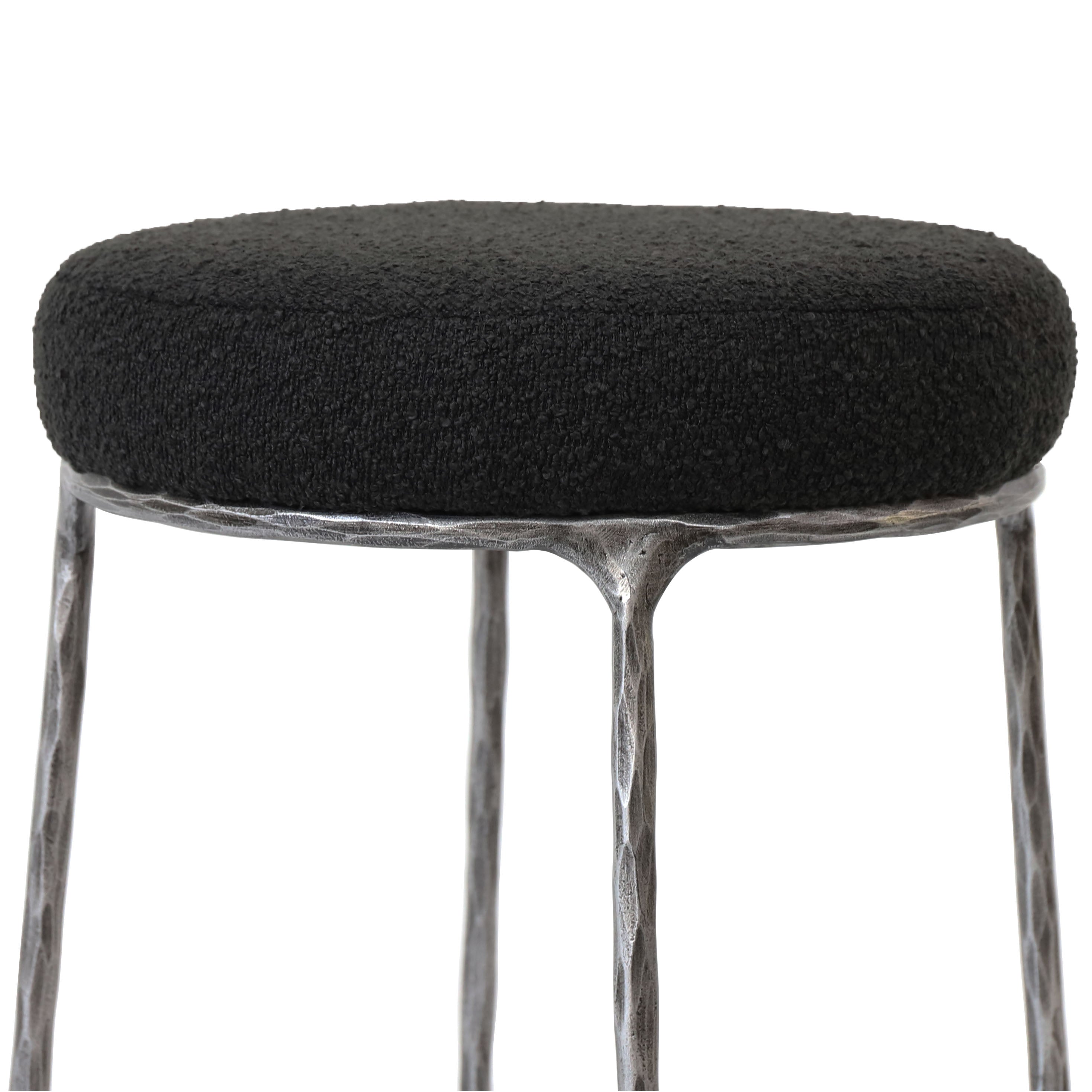 TRUMEN BOUCLE TABOURET